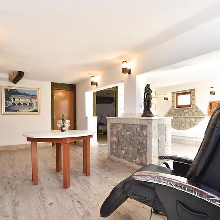 Nice Home In Grab With Wifi Εξωτερικό φωτογραφία