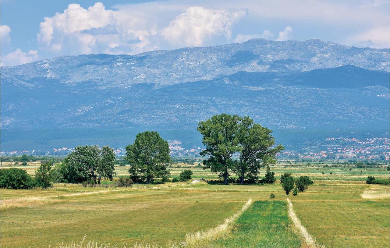 Nice Home In Grab With Wifi Εξωτερικό φωτογραφία