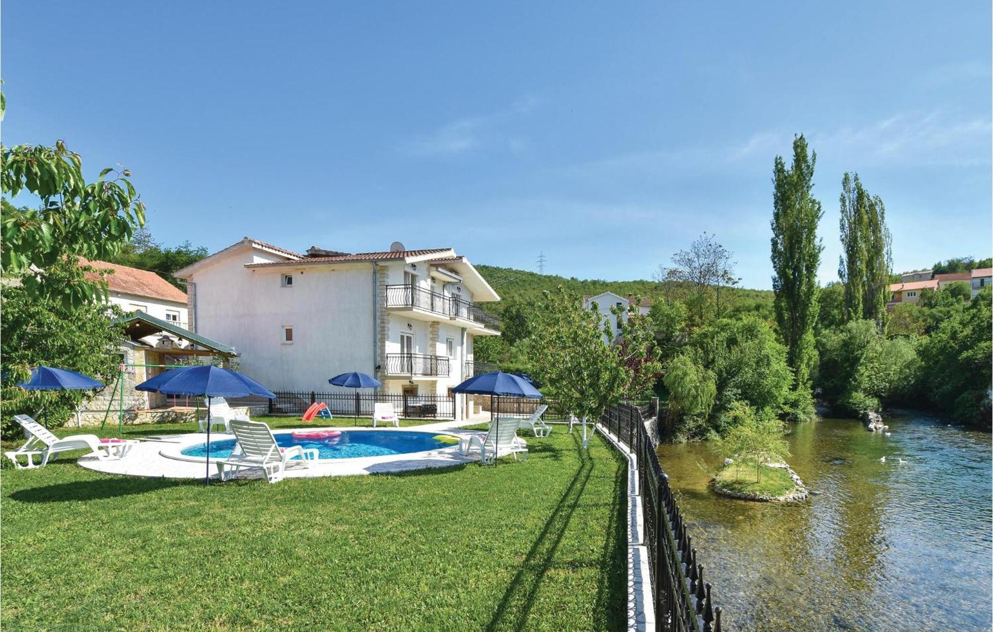 Nice Home In Grab With Wifi Εξωτερικό φωτογραφία