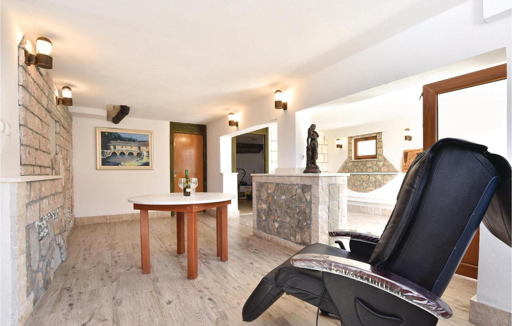 Nice Home In Grab With Wifi Εξωτερικό φωτογραφία